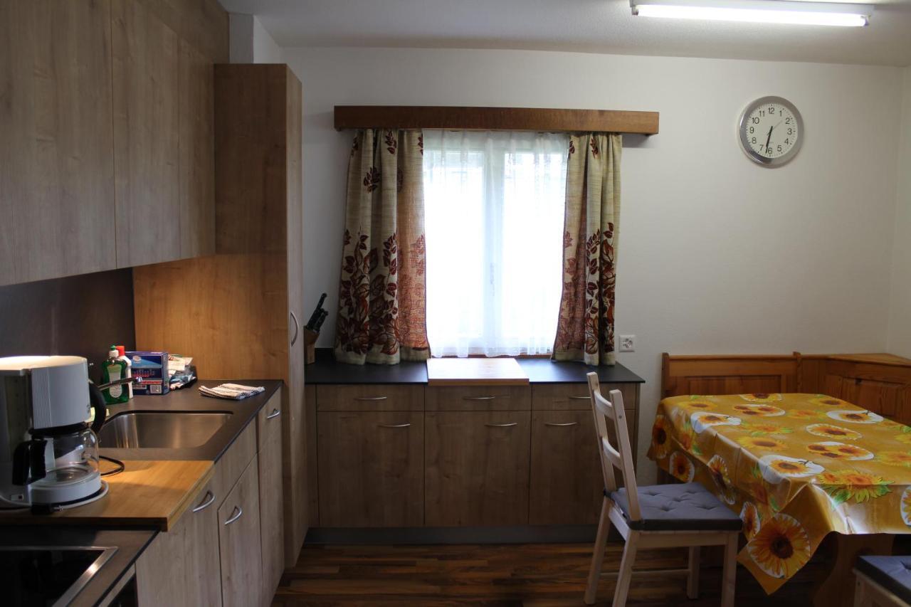 萨斯格伦德Haus Weideli, Dammstrasse 7别墅 外观 照片