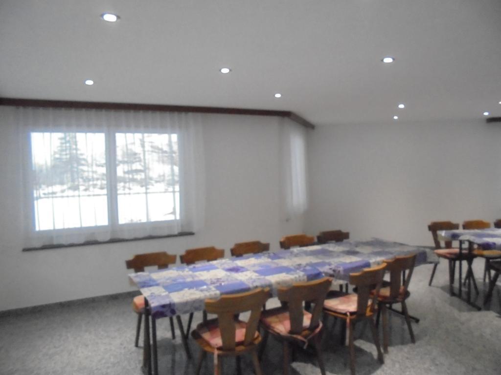 萨斯格伦德Haus Weideli, Dammstrasse 7别墅 外观 照片