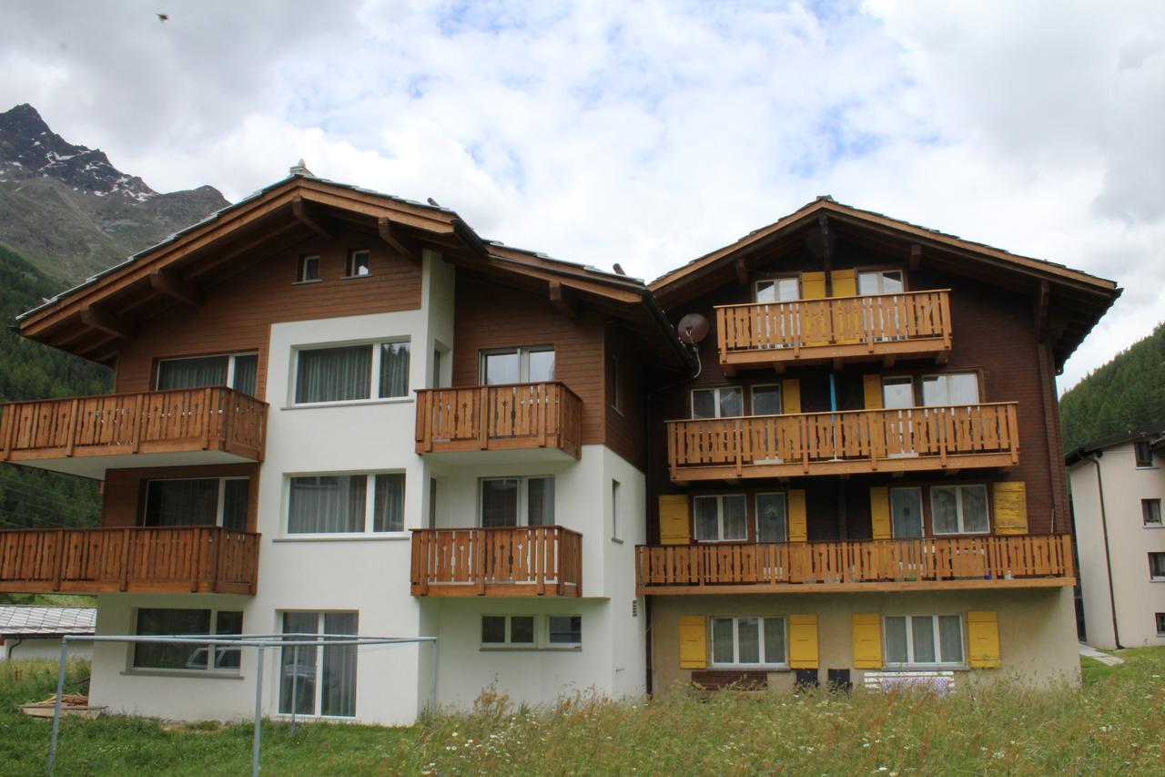 萨斯格伦德Haus Weideli, Dammstrasse 7别墅 外观 照片